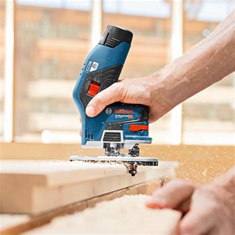 Bosch GKF 12V 8 12V Compact Brushless 1 4 Edge Router Body Only