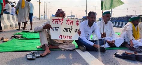 Bharat Bandh Farmers Block Highways Massive Jam At Delhi Gurugram Border In Pics India Today