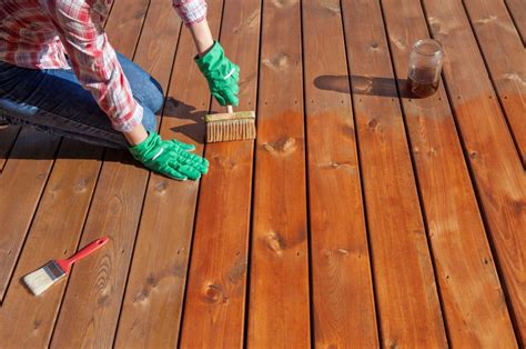 Applying Two Coats Of Cabot Deck Correct The Ultimate Guide Home