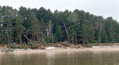 Corps may use dredged sand to bolster Duluth's Park Point beach ...