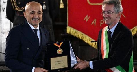 Luciano Spalletti Riceve La Cittadinanza Onoraria A Napoli Napolitan It