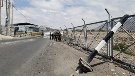 Arequipa Paso vehicular es restringido en el puente Añashuayco de