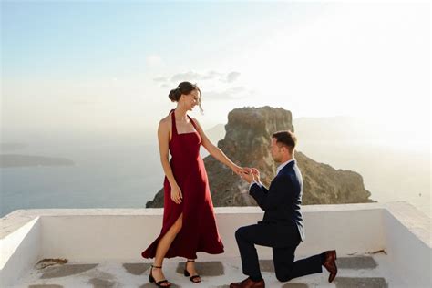 Proposal Photographer In Santorini