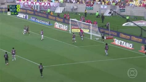 VÍDEO Veja os melhores momentos de Fluminense 0 x 2 Botafogo Brasileirão