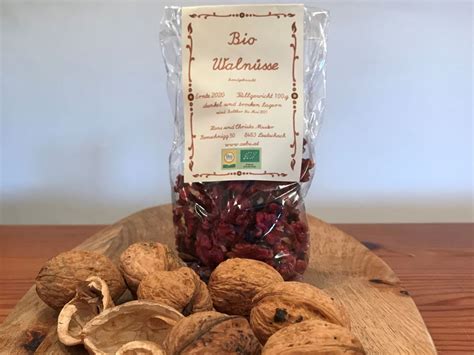 Rote Bio Walnüsse Oblak Bauernladen