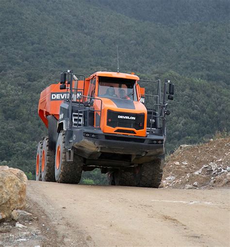 Apa Itu Articulated Dump Truck PT Kobexindo Tractors Tbk