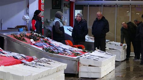 Ordu da olumsuz hava şartları sonrası avlanma azaldı balık fiyatları arttı