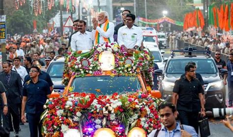 PM Modi Holds Roadshow In Coimbatore Pays Tributes To Victims Of 1998