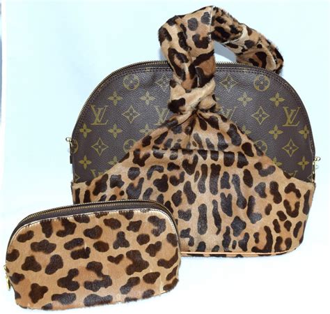 Louis Vuitton Alma Handbag Azzedine Alaia Monogram Leopard Bag M99032