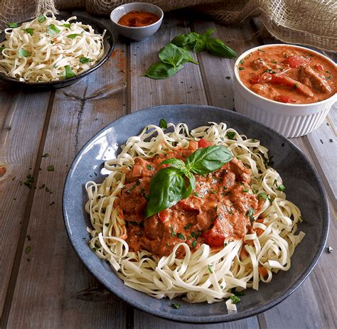 Slow Cooker Pork Paprikash Recipe - Feed Your Sole