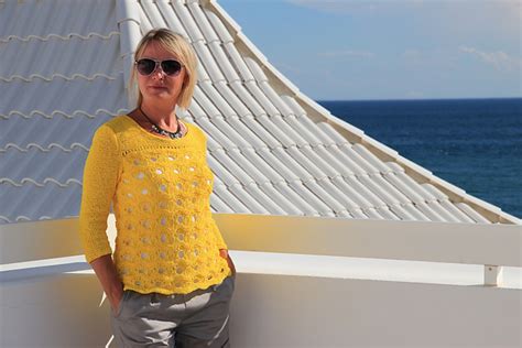 Ravelry 16 Pulli Mit Lochmuster Pattern By Lana Grossa