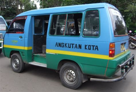 Viral Siswi Sma Terseret Angkot Di Bandung