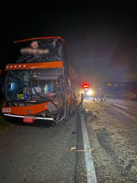 Motorista Morre E Passageira Fica Gravemente Ferida Em Jaguaruna