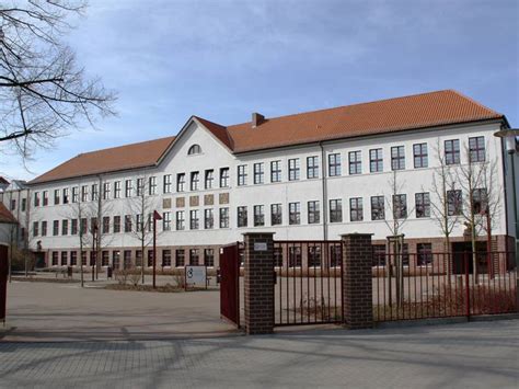 Schulen In Dessau Ro Lau