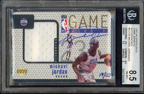 1997 98 Upper Deck Jordan Jersey Card Brings 45988