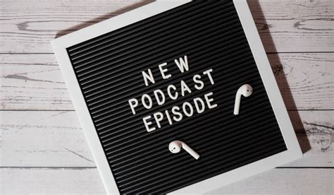 5 Side Hustle Podcasts For New Entrepreneurs To Follow In 2024