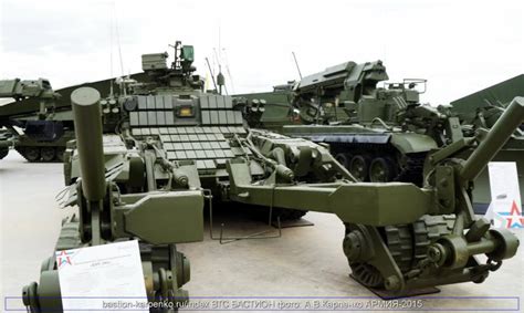 Боевая машина разминирования БМР-3МА «Вепрь» в Спецоперации