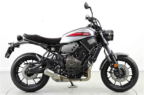 Yamaha XSR 700 ABS Tribute Neu Motorräder Moto Center Solothurn