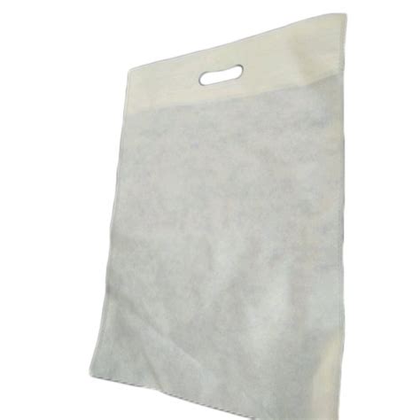 Plain White Non Woven D Cut Bag Capacity 2 5 Kg At Rs 125 Kg In