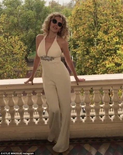 Kylie Minogue Parades Her Age Defying Figure Kylie Minogue