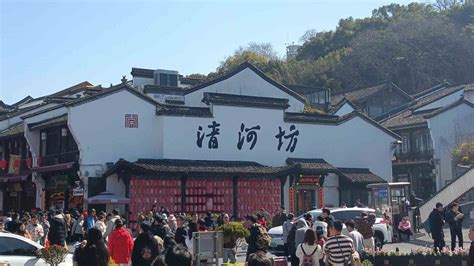 hangzhou  street day  china tours  westchinago