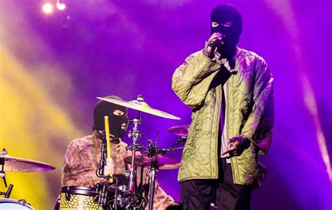 Twenty One Pilots graba vídeos musicales para cada canción de su nuevo