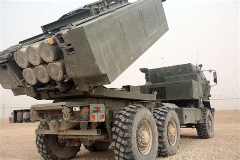 Army Revs Up Production Of Isis Attacking Himars Rocket Weapons Business Insider