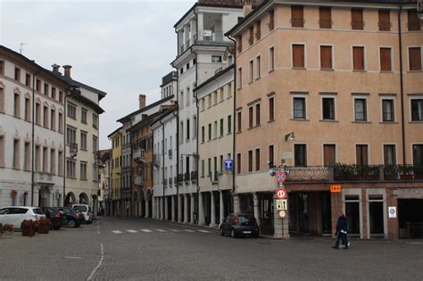 Riccone Un Analisi Dettagliata Di City Branding Per Il Posizionamento