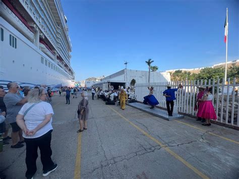 Arriba A Acapulco El Norwegian Bliss Primer Crucero De