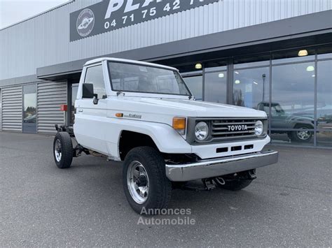 Toyota LAND CRUISER pick up HZJ 75 4 2 L D blanc occasion à Monistrol