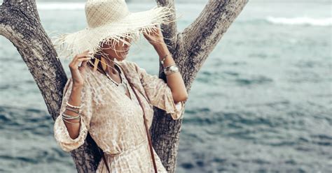 Look Gorgeous on the Beach with these Boho Outfits Ideas– Elise Stories