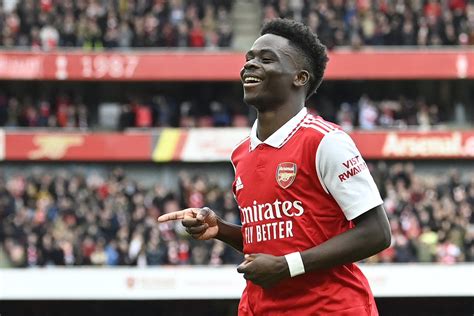 Arsenal Giữ Chân Viên Ngọc Quý Bukayo Saka Bằng Bản Hợp đồng ‘khủng