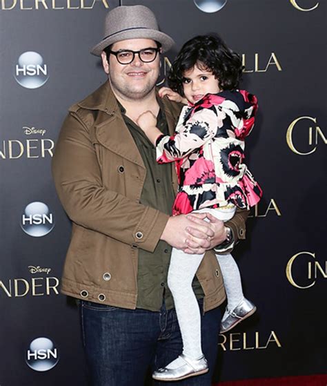 Josh Gad And His Wife Ida Darvish Got Married In 2008 Find About His