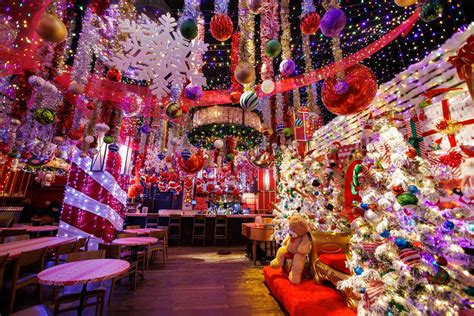 Frostys Christmas Bar Things To Do In Los Angeles