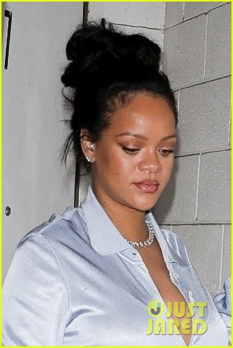 Rihanna Shows Off Her Baby Bump During A Night Out In Beverly Hills