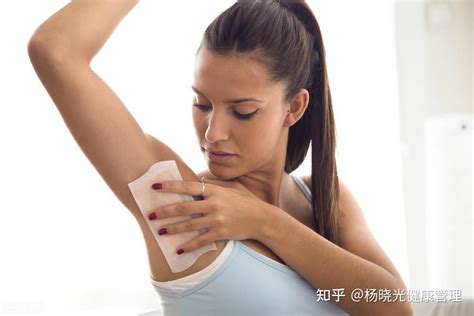 为什么有的女生腋下毛发旺盛，有的却很干净？原因是什么？ 知乎