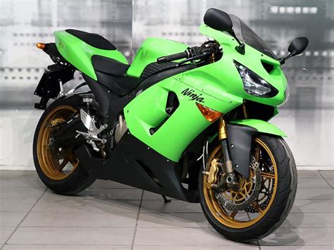 Kawasaki Ninja Zx R Colore Verde Usato In Vendita