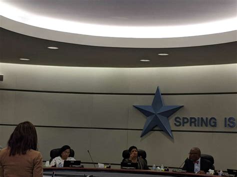 Spring ISD board approves 2020-2021 instructional calendar