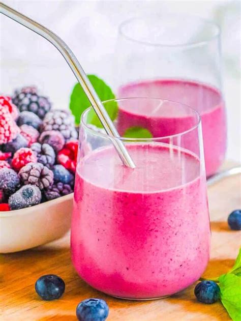 Mixed Berry Smoothie Without Yogurt Story The Picky Eater