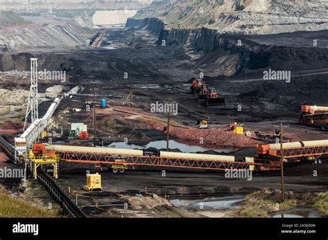 View Into The Eagle Butte Coal Mine In Gillette In Wyomings Powder