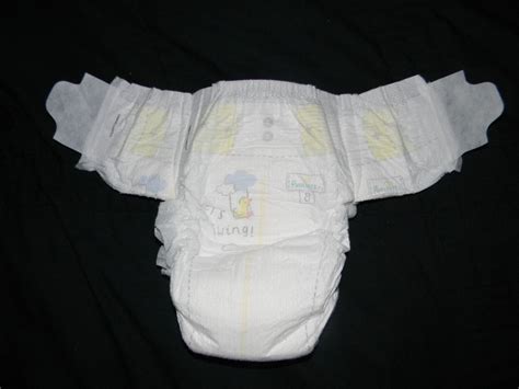 2 Pampers Swaddlers Size 8 With Double Tabs 0ver 46 Lbs Will Fit 32 In