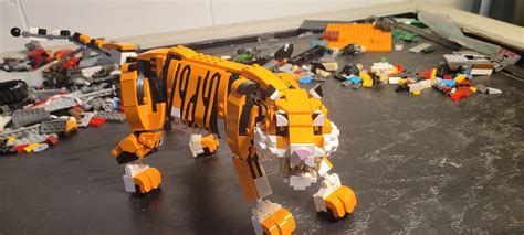 I Built a robot out of the Majestic Tiger set. : r/lego