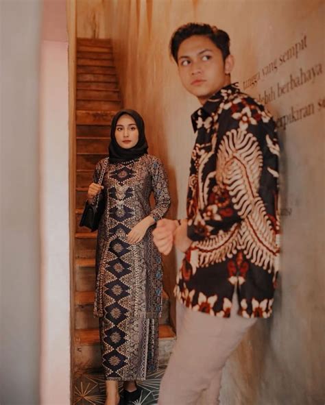 √ 45 Model Batik Couple Modern Modis Kombinasi 2020