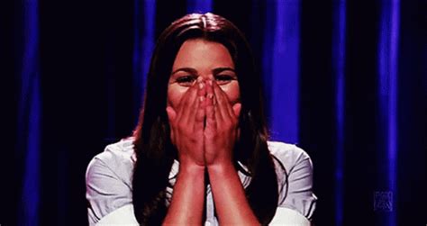 Glee Rachel Berry GIF - Glee Rachel Berry Surprised - Discover & Share ...