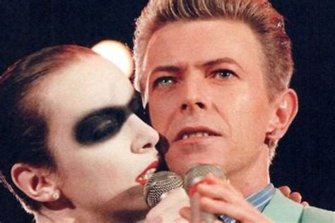 Queen Annie Lennox David Bowie Under Pressure Pierluigi Piccini