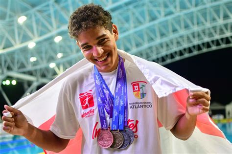 Natación y patinaje entregan las primeras medallas al Atlántico en la