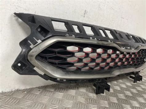 Kia Ceed Front Bumper Ventilation Grille J