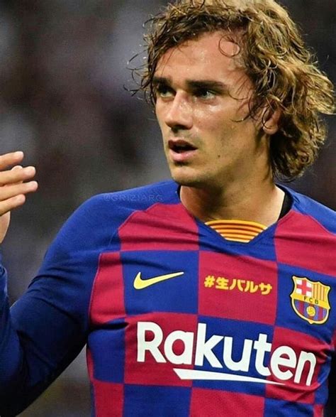 Pin De Mr Jonas En Jogadores De Futebol Soccer Players Griezmann