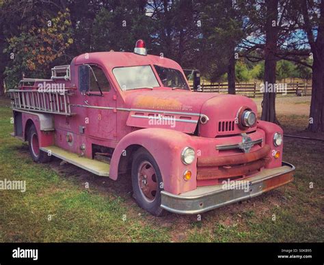 Vintage Fire Truck Hi Res Stock Photography And Images Alamy