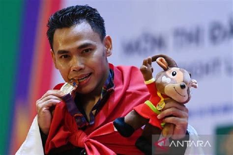 Eko Yuli Irawan Bawa Perak Kejuaraan Dunia Angkat Besi 2022 Antara